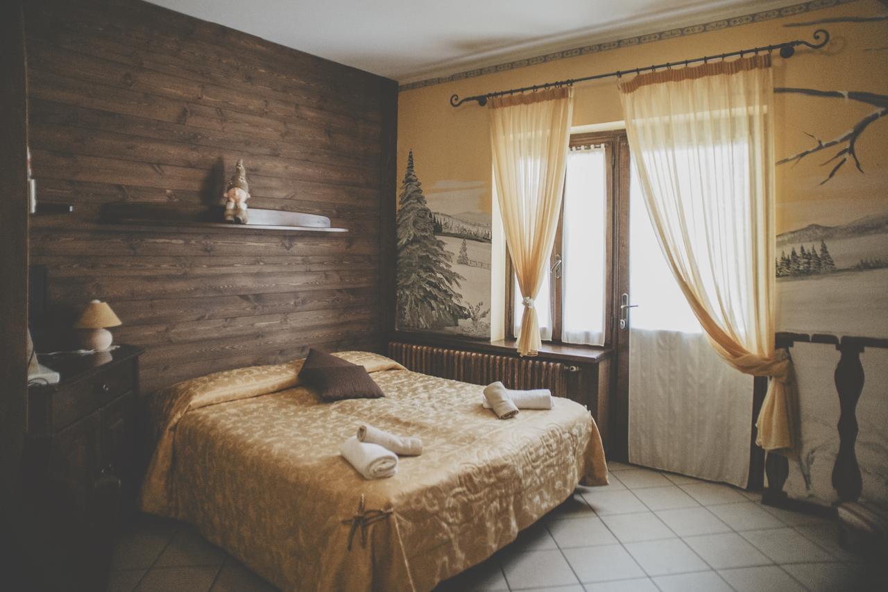 Hotel Residence Giardini Piode Kültér fotó